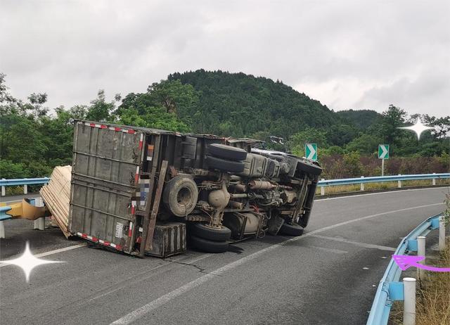 高速匝道限速40-60，小车大车一样慢？合理吗